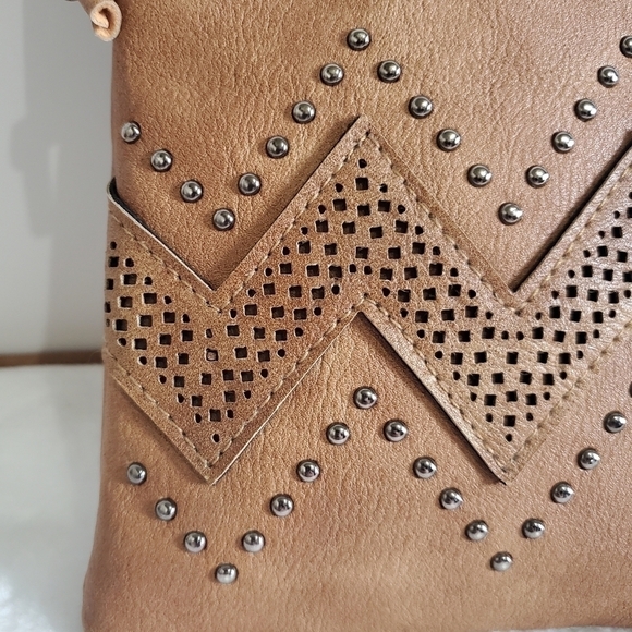 TAN Boutique Faux Leather Zig Zag Dark Silver Embellished Crossbody Bag Purse - Picture 7 of 13